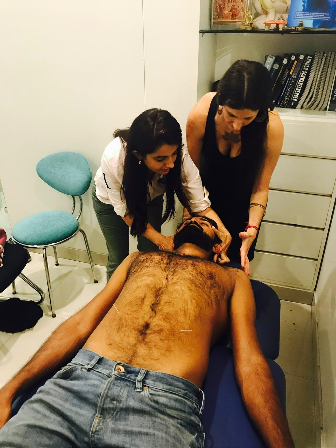 Hands-on craniosacral session
